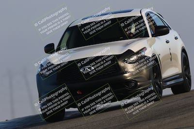 media/Oct-19-2025-Speed Ventures (Sun) [[a6e7fe67be]]/Black/Session 1 (Grapevine)/